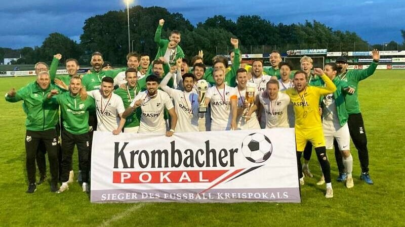DJK Mastbruch holt den Krombacher Kreispokal nach Elfmeterschie&szlig;en