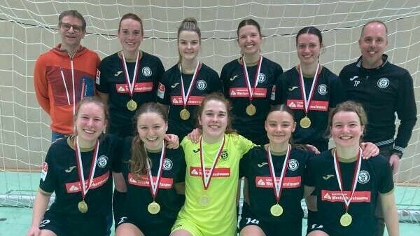 Titelhattrick in der Halle f&uuml;r die Delbr&uuml;cker Frauen